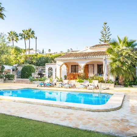 Vila Tesoro By